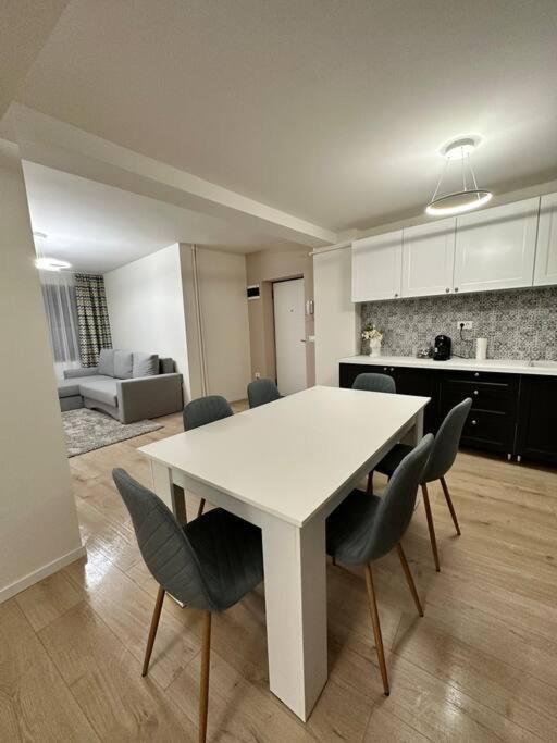 Ultracentral Luxury Apartament Тимишоара Екстериор снимка